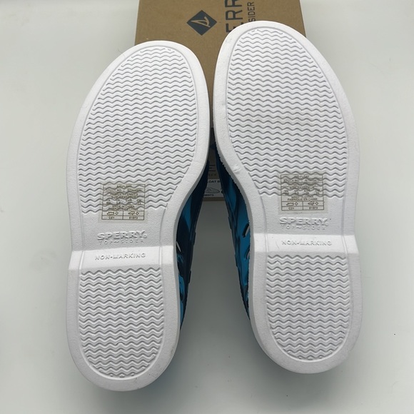 Summer Sperry A/O Float Boat Blue Navy Wave Pattern Womens Size 6 Medium NWT 🌊 - Picture 5 of 6
